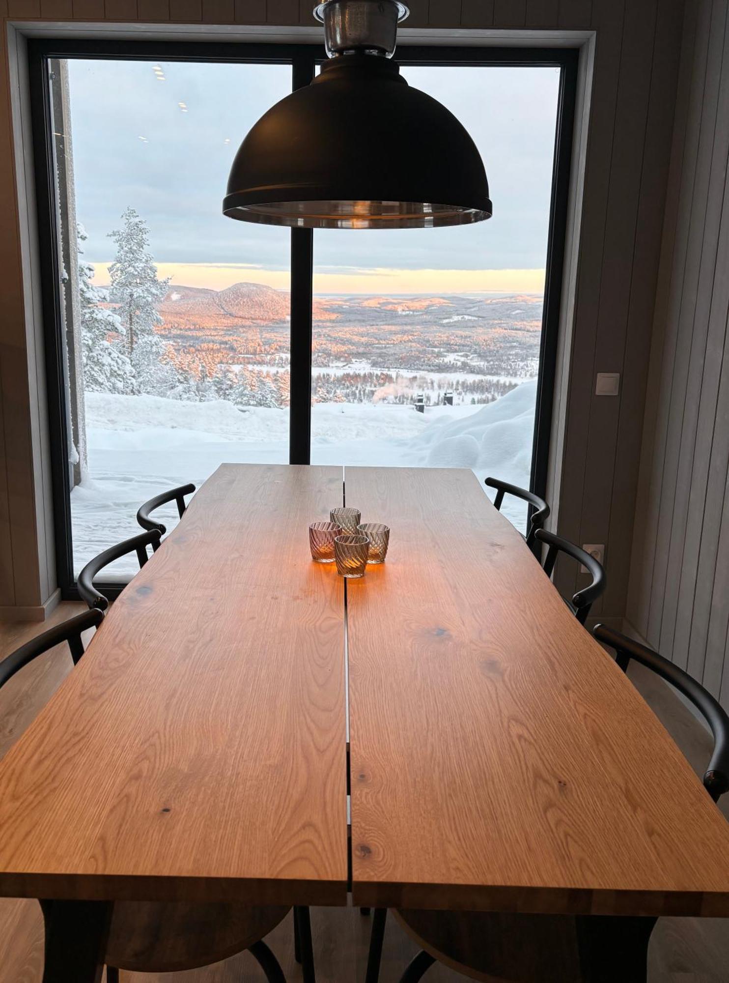 Toppvillan - Ski In - Ski Out - 200 M Till Toppen Och Cykelleder Järvsö Eksteriør billede